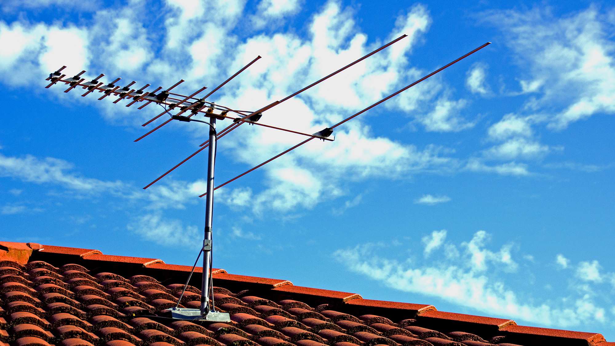 how-much-does-professional-tv-antenna-installation-cost-firedout