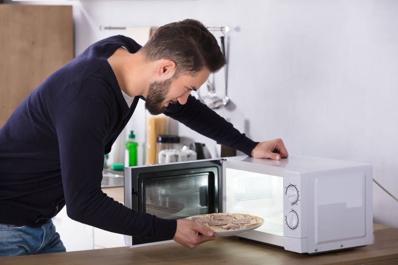 A Microwave Warranty Plan Saves You From Out-of-Pocket Repair Costs