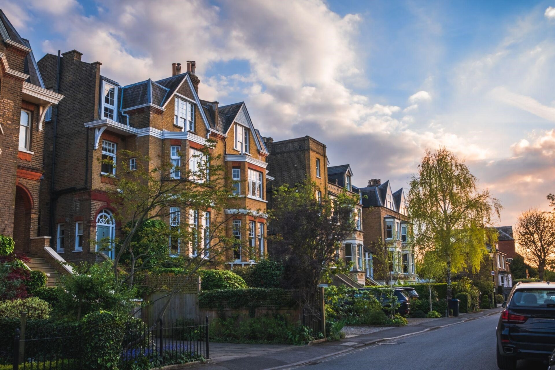 Mastering Property Valuation in London